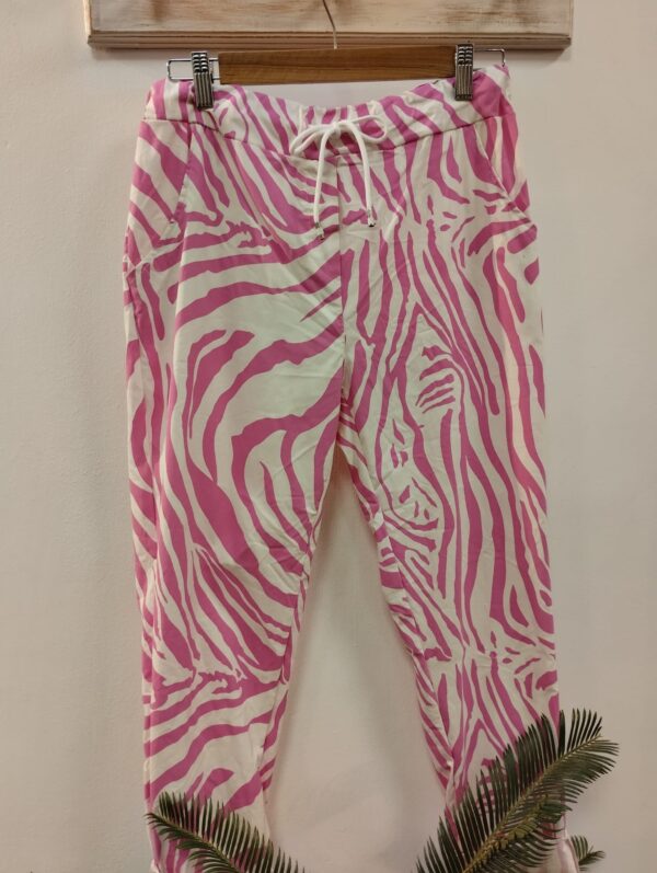 Babucha zebra fucsia y blanco marca VM