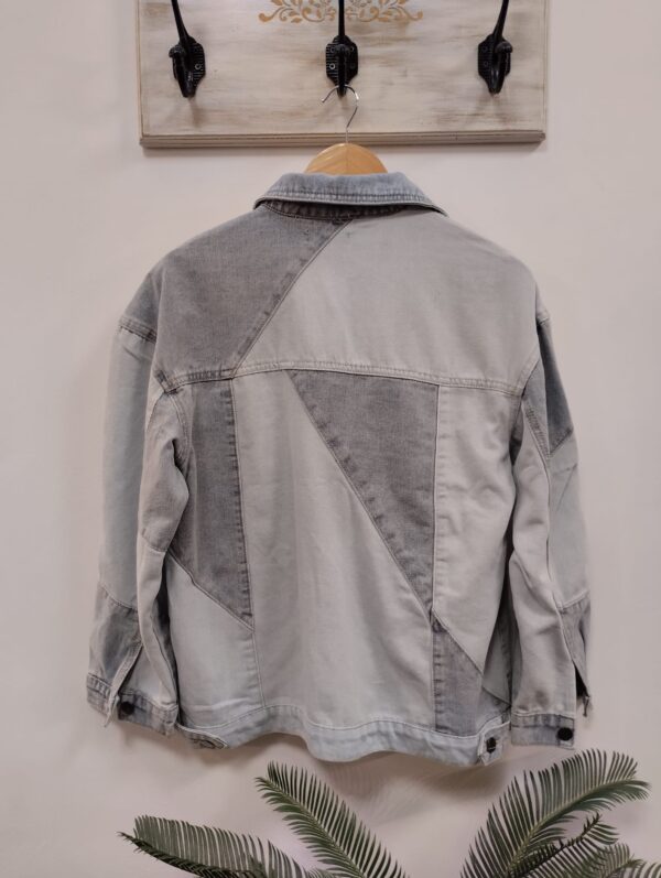 Campera de jean oversize combinada - Image 2